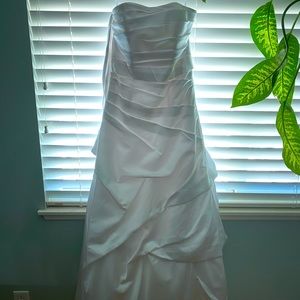 Brand New Wedding Dress